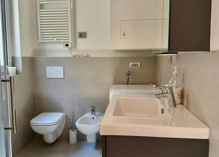 Bluelow Lakeview House Дервио