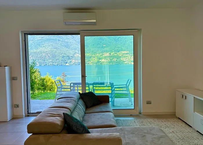 Bluelow Lakeview House * Дервио