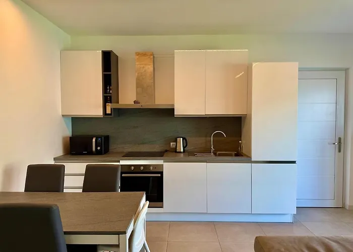 Bluelow Lakeview House Apartamento *