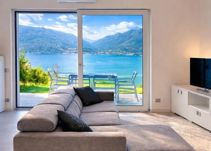 דירה Bluelow Lakeview House *